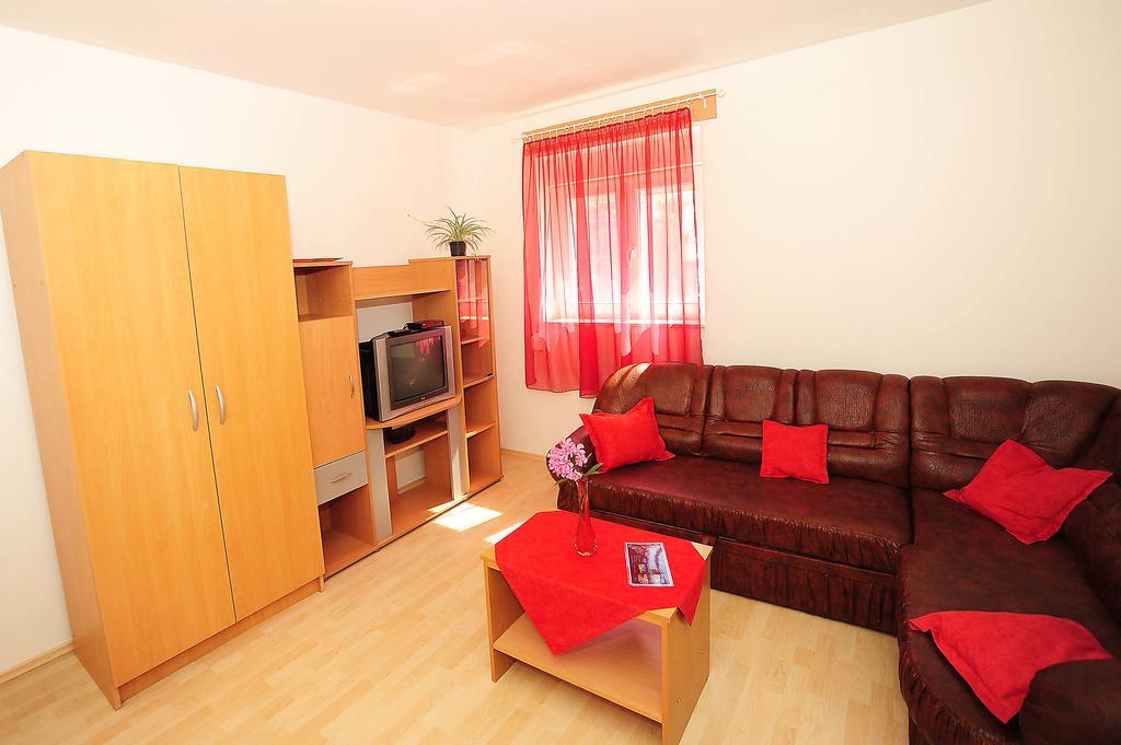 Apartment Mile Задар Экстерьер фото